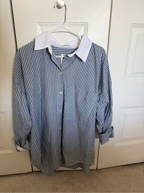 Abercrombie Women’s Oversize Blue Stripe Button-Up Shirt with White Collar